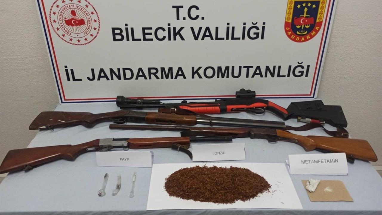 Bilecik Bozüyük'te Uyuşturucu Operasyonu Sonucu 2 Gözaltı Yapıldı