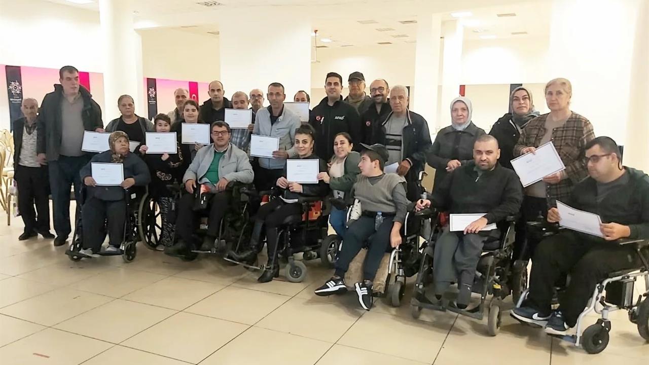Aydın'da AFAD ve Kızılay İş Birliğiyle Engellilere Eğitim Düzenlendi