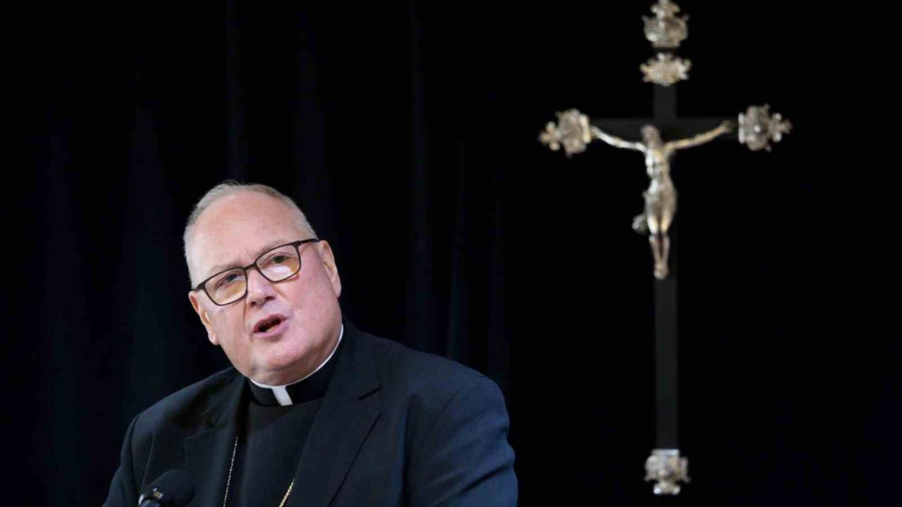 New York'taki Katolik Kilise, 1311 Cinsel İstismar Mağduruna 300 Milyon Dolar Tazminat Ödeyecek.