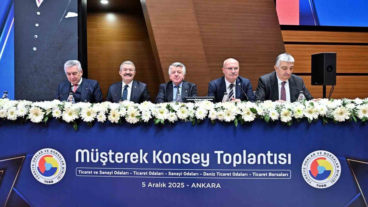 Ankara'da ATO Başkanı Baran, Enflasyonla Mücadelenin Özel Sektör İçin Önemi Üzerine Değerlendirmelerde Bulundu