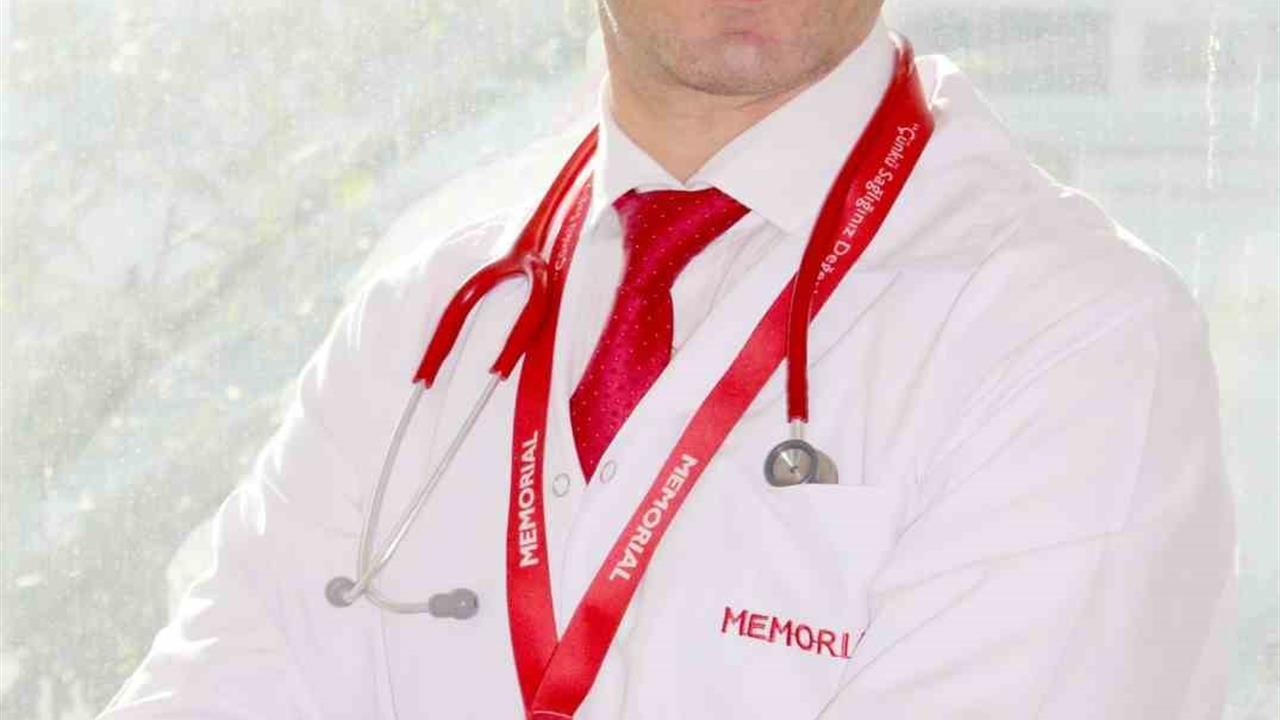 Antalya'da Uzm. Dr. Soner Demirel, Kış Hastalıklarına Karşı 5 Öneriyle Ailelere Uyarılarda Bulundu