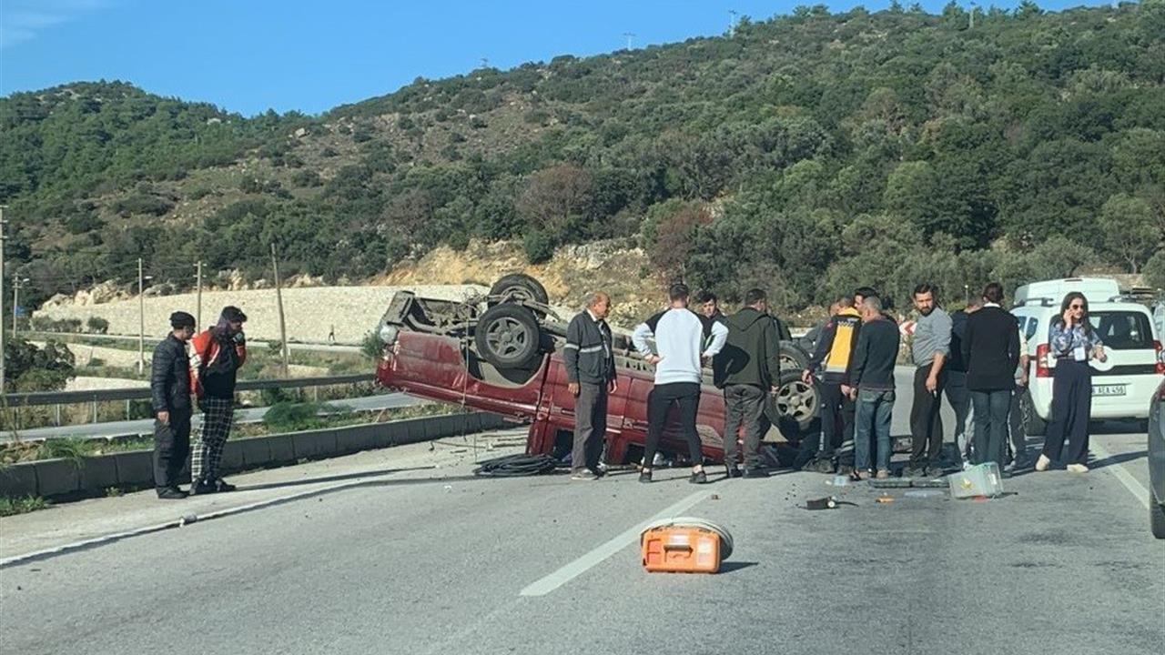 Muğla Bodrum'da Kamyonet Devrildi, Sürücü Hastanede Hayatını Kaybetti