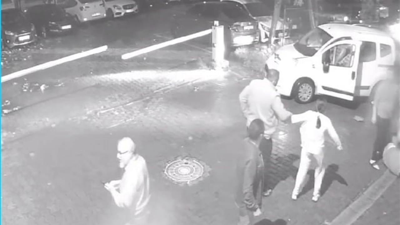 Pendik'te 3.2 Promil Alkollü Sürücü, 7 Araca Çarparak Kaçtı