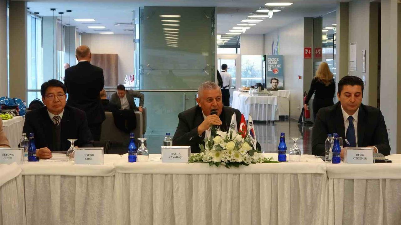 Kocaeli'de Paslanmaz Çelik Sektörü Dampingli İthalata Karşı Önlem Talep Ediyor