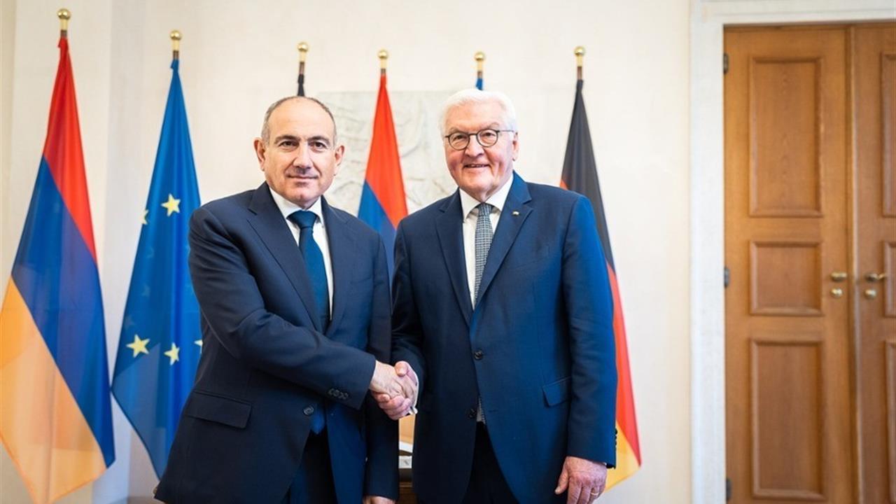 Berlin'de Paşinyan ve Steinmeier Görüşmesi Barış Sürecini Kapsadı
