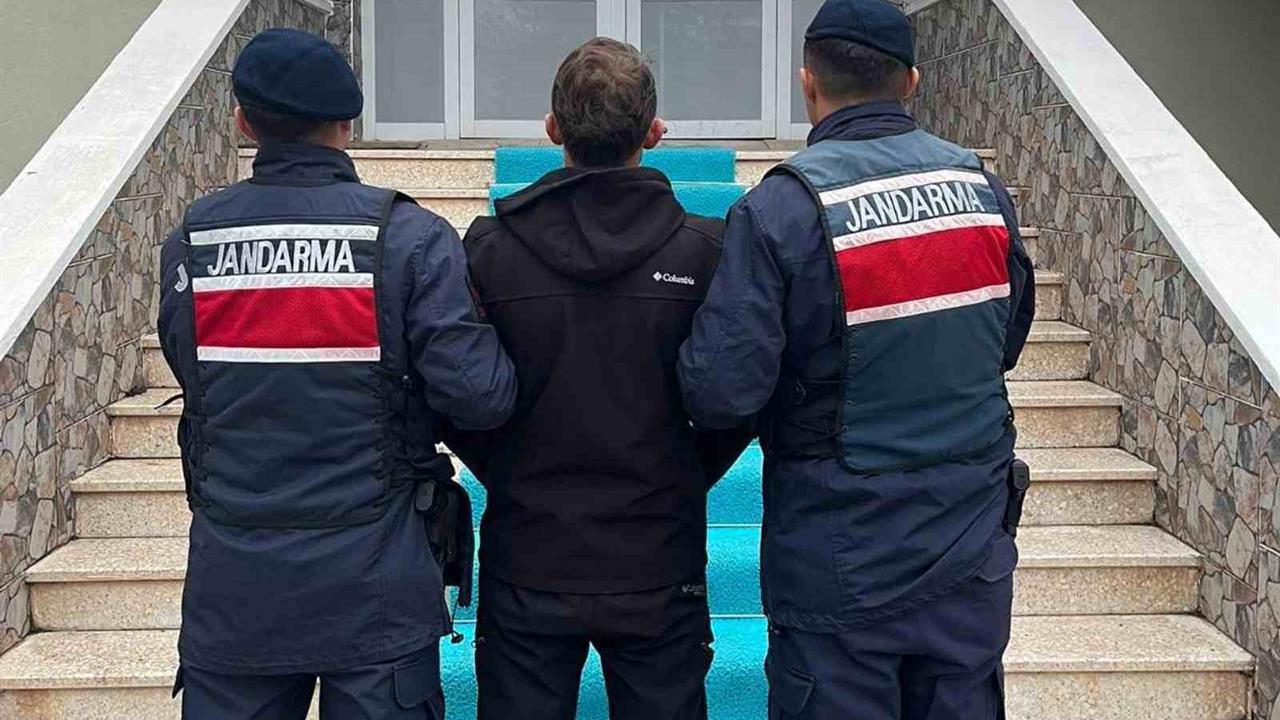 Kırıkkale'de Jandarma Ekipleri Tarafından İki Hükümlü Operasyonla Ele Geçirildi