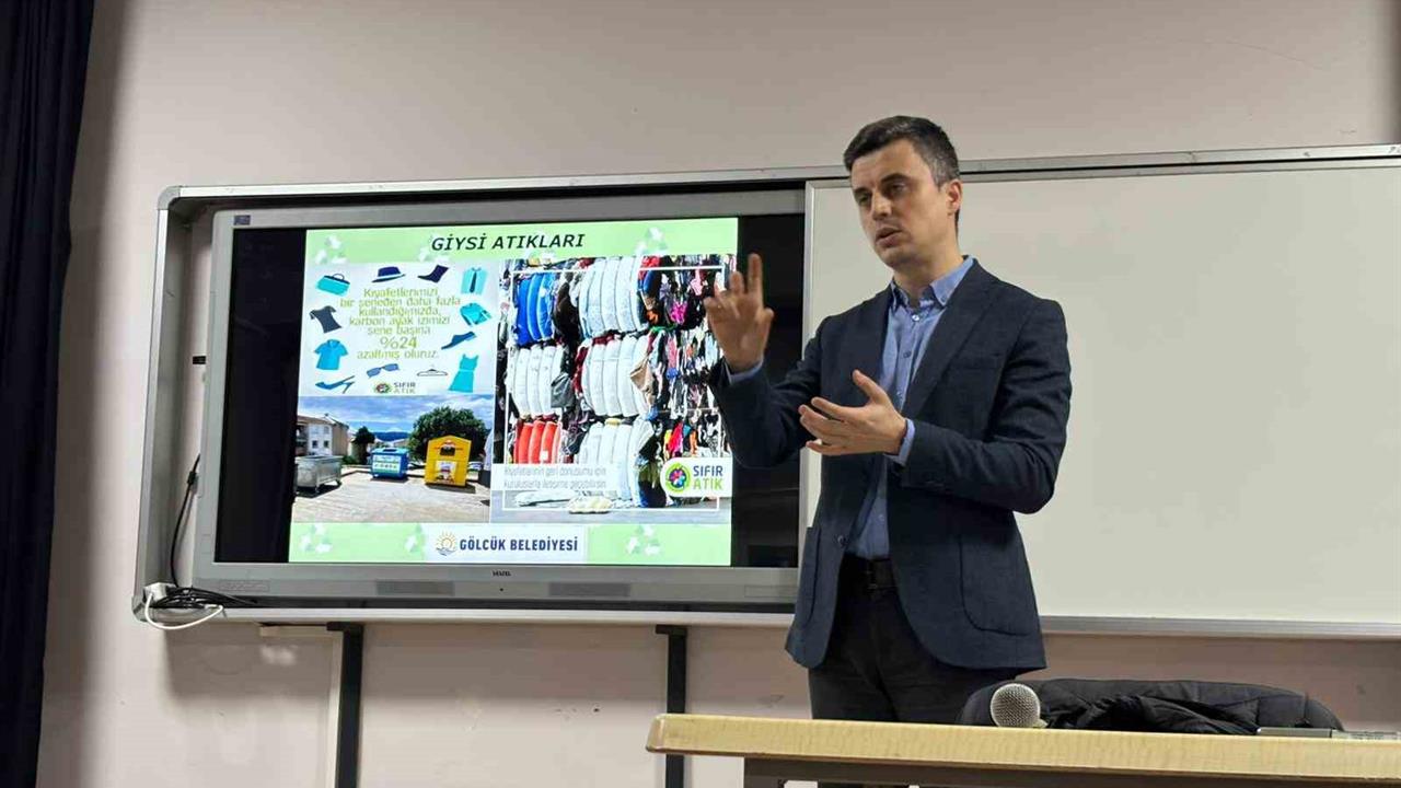 Gölcük'te Lise Öğrencilerine Sıfır Atık Eğitimi Verildi