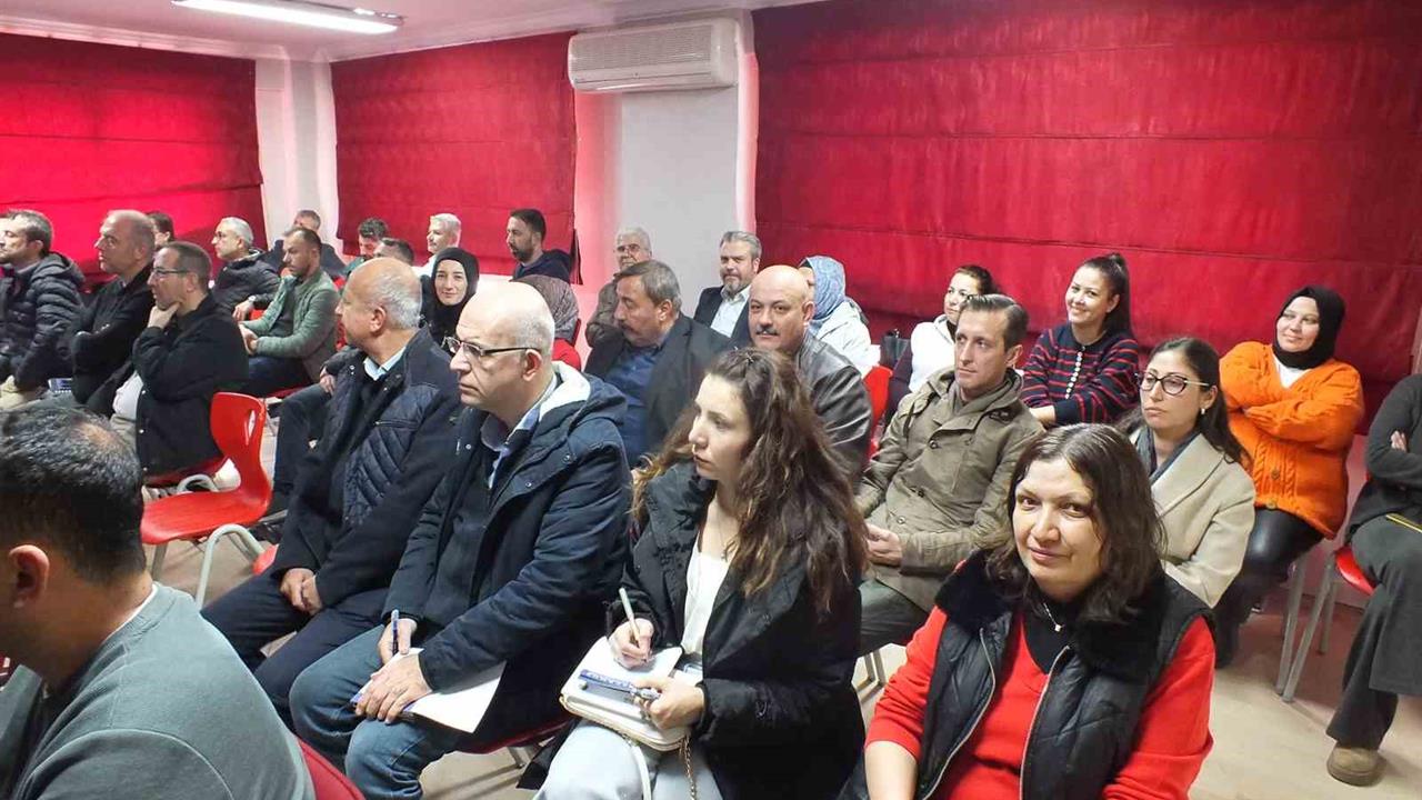 Afyonkarahisar'da Başkan Sayar, 2025 için vergi affı beklentilerinin kalmadığını duyurdu.