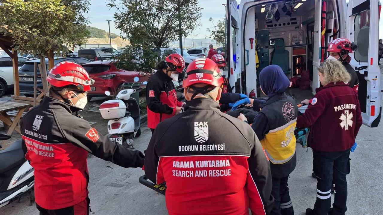 Muğla'da Bodrum Devlet Hastanesi'nde Deprem ve Yangın Tatbikatı Yapıldı