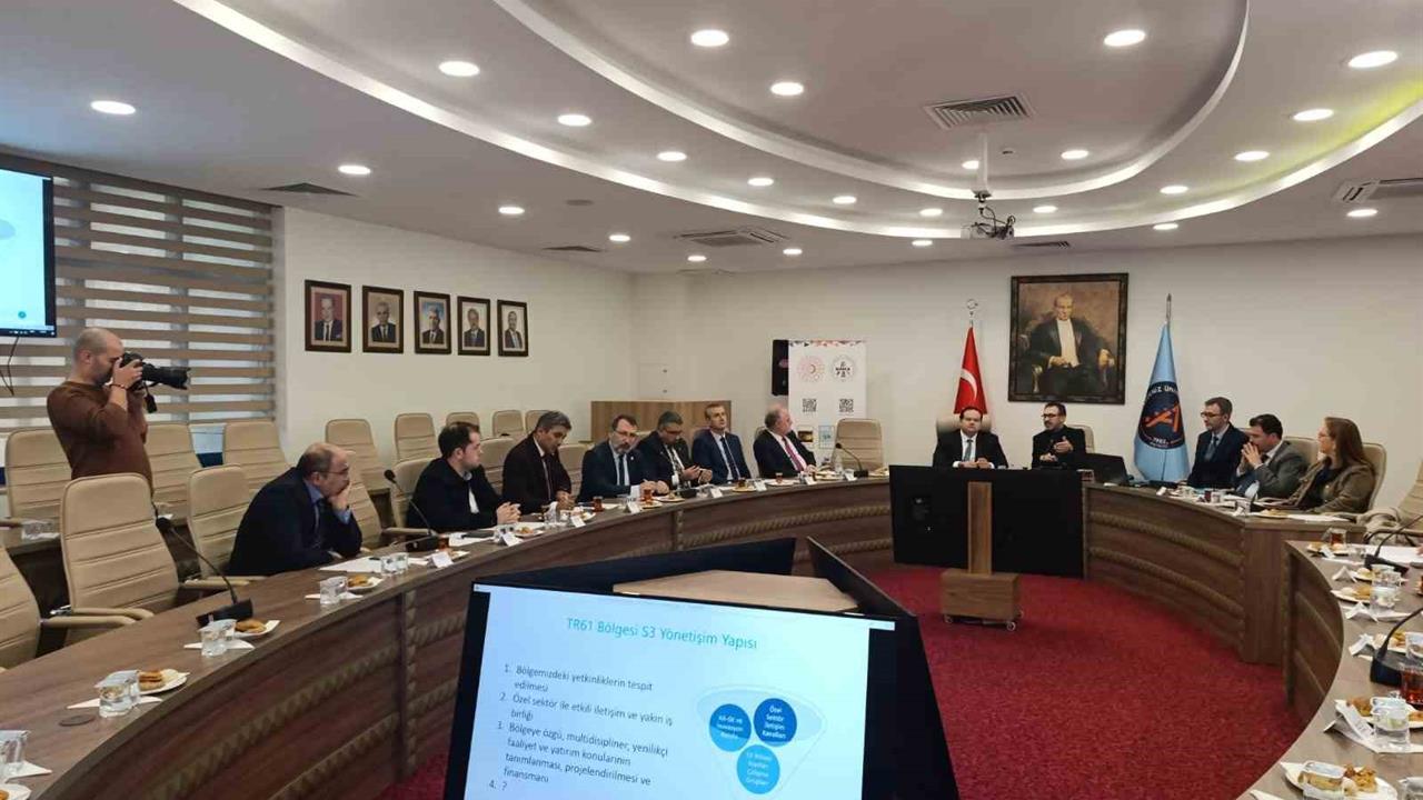 Antalya'da BAKA Toplantısında Ekonomik Gelecek Planları Tartışıldı