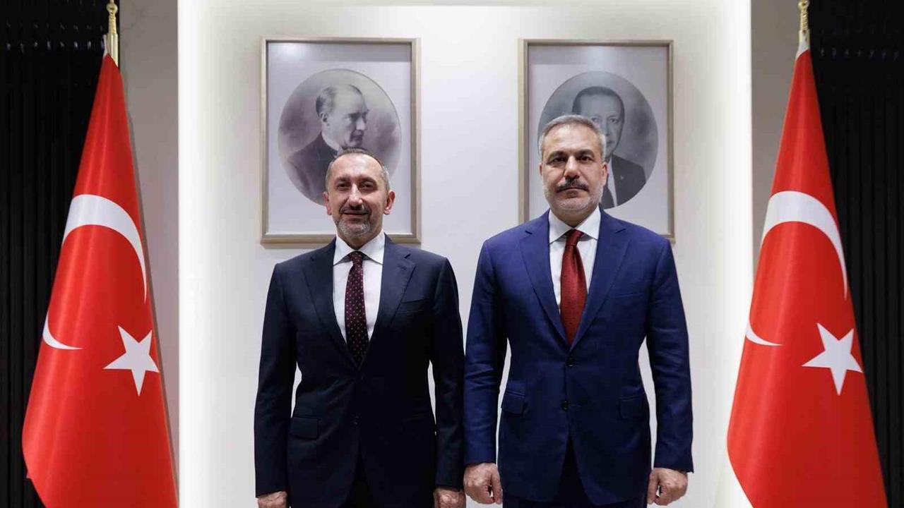 Ankara'da Dışişleri Bakanı Hakan Fidan, Siber Güvenlik Başkanı Ümit Önal ile Görüştü