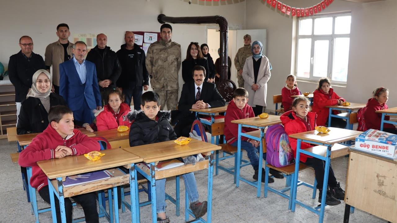 Erzincan Tercan'da Kalecik Köyü'nde Devlet-Vatandaş Buluşması Yapıldı