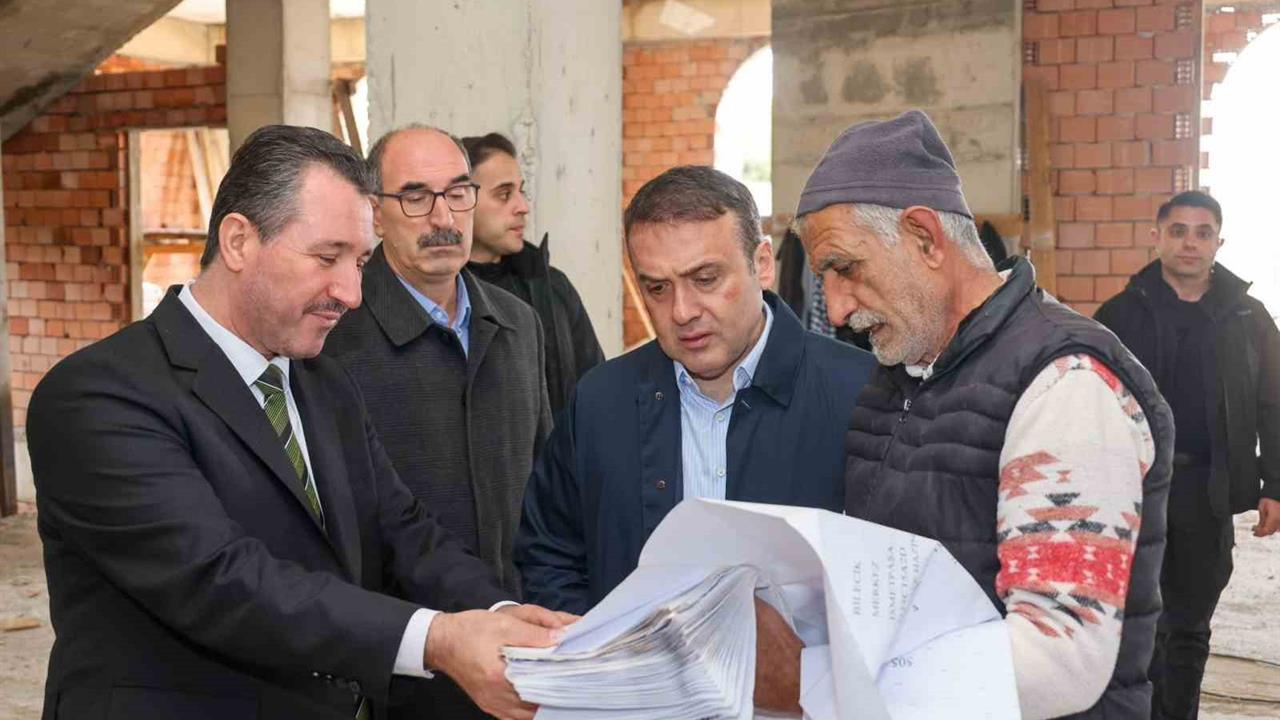 Bilecik Merkez'de Vali Sözer, Kuba Camii İnşaatını İnceledi