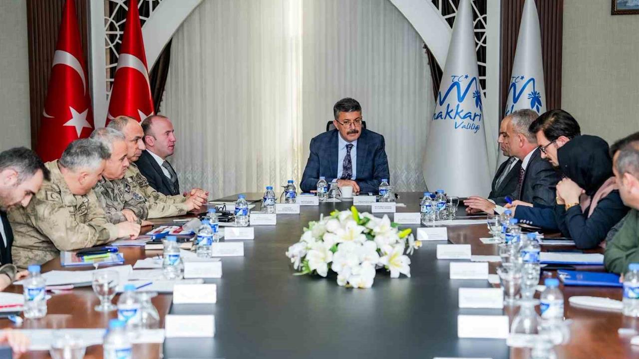 Hakkâri'de Kadına Yönelik Şiddetle Mücadele İç Genelgesi Kapsamında Toplantı Düzenlendi.