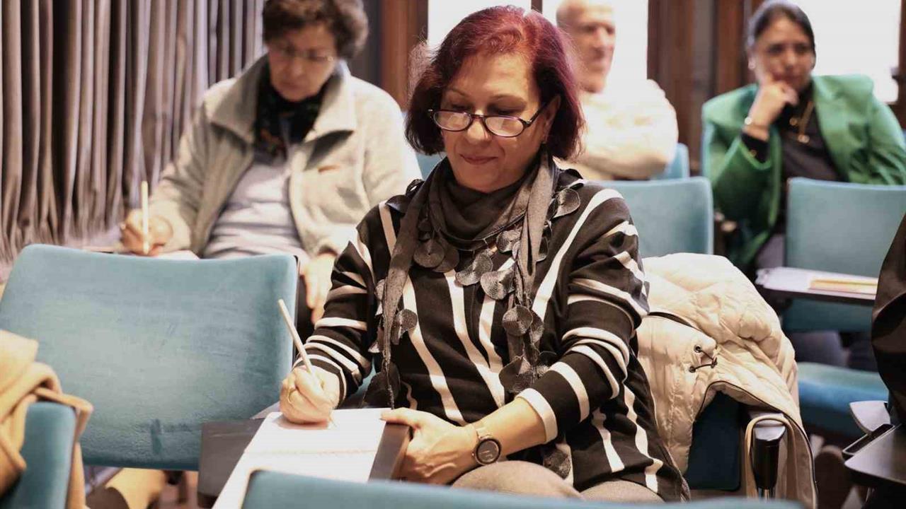 Bursa Osmangazi'de Şiir Yazma Programı Başlatıldı