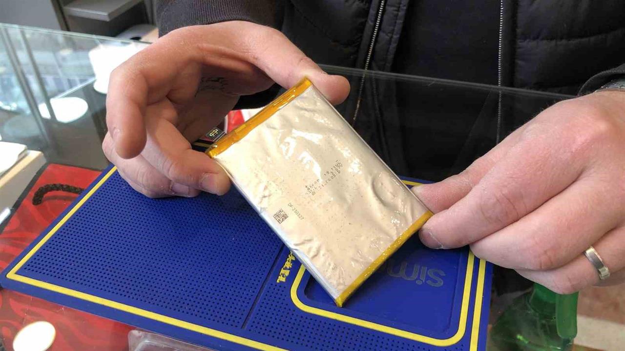 Eskişehir'de Soğuk Hava Telefon Bataryalarının Süresini Kısaltıyor