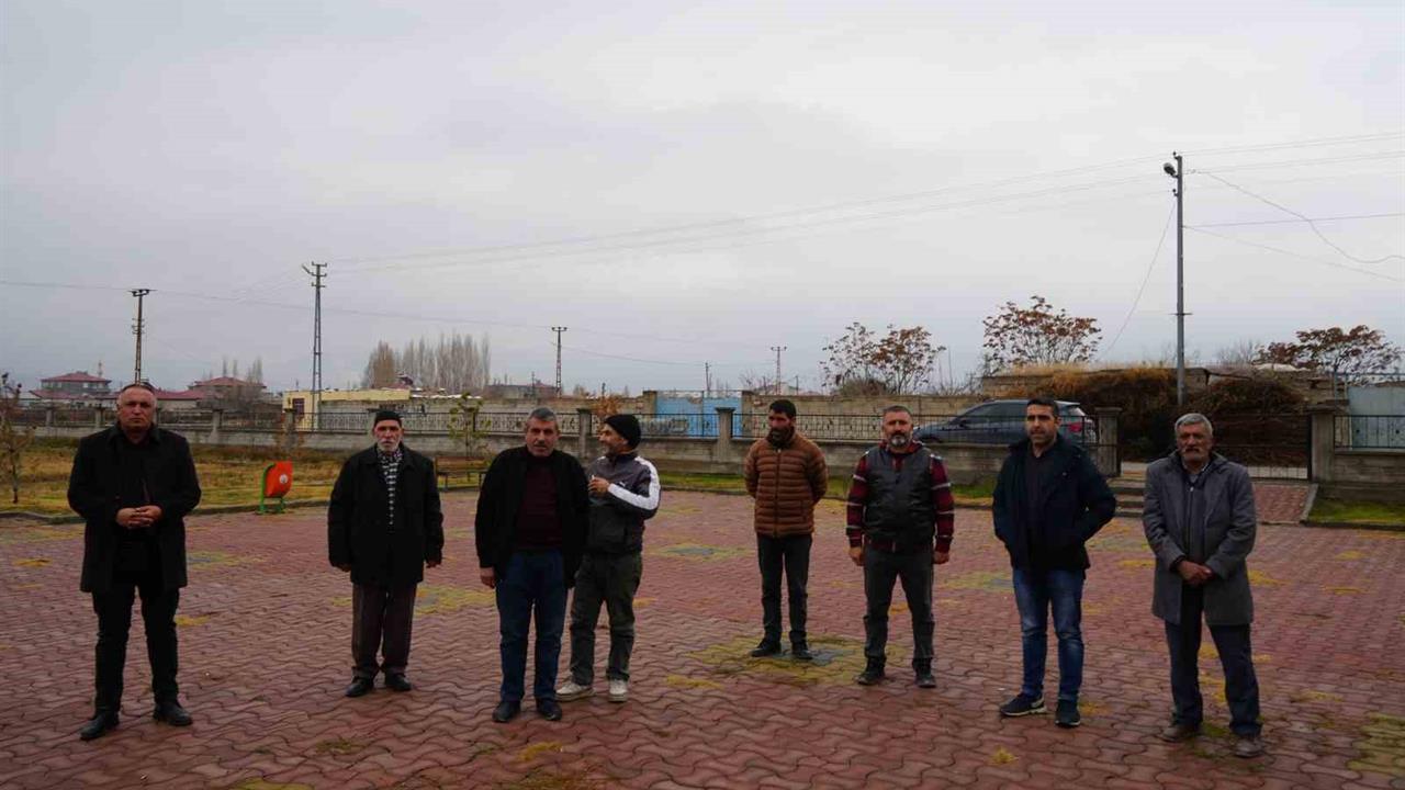 Iğdır Karaağaç Mahallesi'nde Doğalgaz Çalışmalarının Durdurulması Sakinleri Mağdur Ediyor