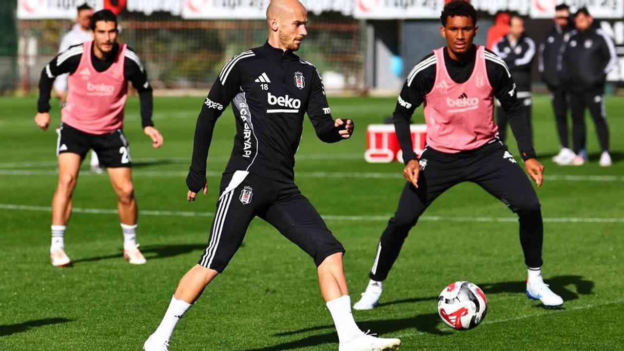 Beşiktaş, Trabzonspor ile Oynayacağı Maç İçin Hazırlıklarına Devam Ediyor.
