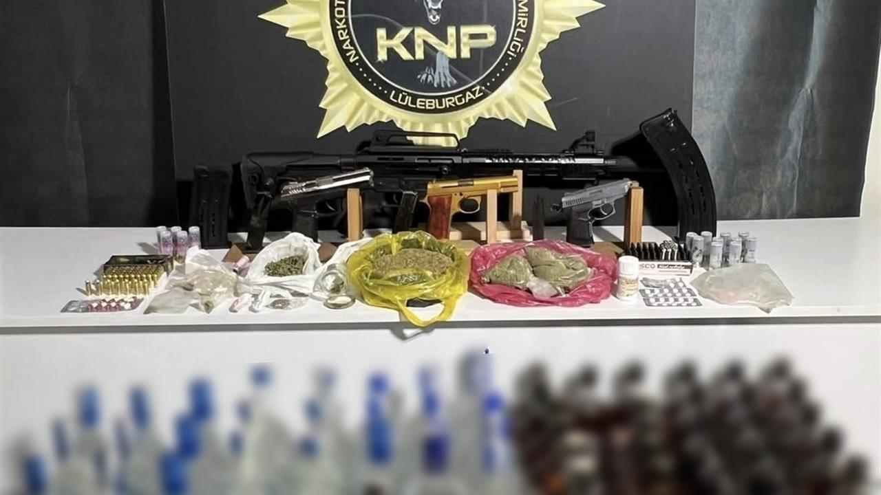 Lüleburgaz'da Yapılan Narkotik Operasyonunda 20 Şahıs Gözaltına Alındı
