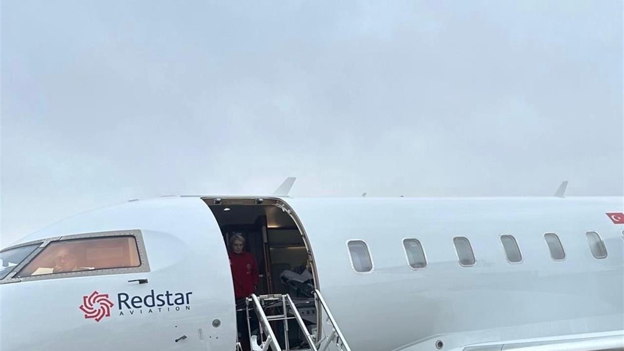 Ağrı'da Riskli Gebelik Geçiren Evin Keleş, Uçak Ambulans ile Ankara'ya Sevk Edildi