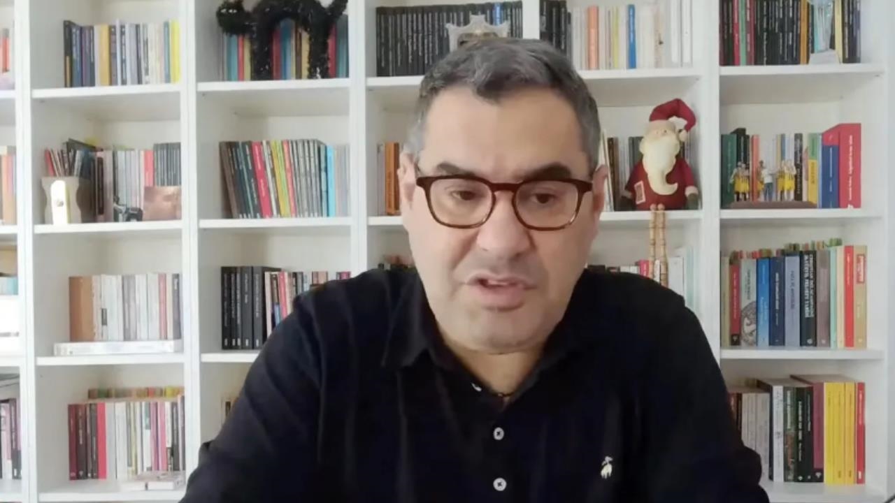 "sağcılık Ahlaksızlıktır" Diyen Gazeteci Enver Aysever Tutuklandı!