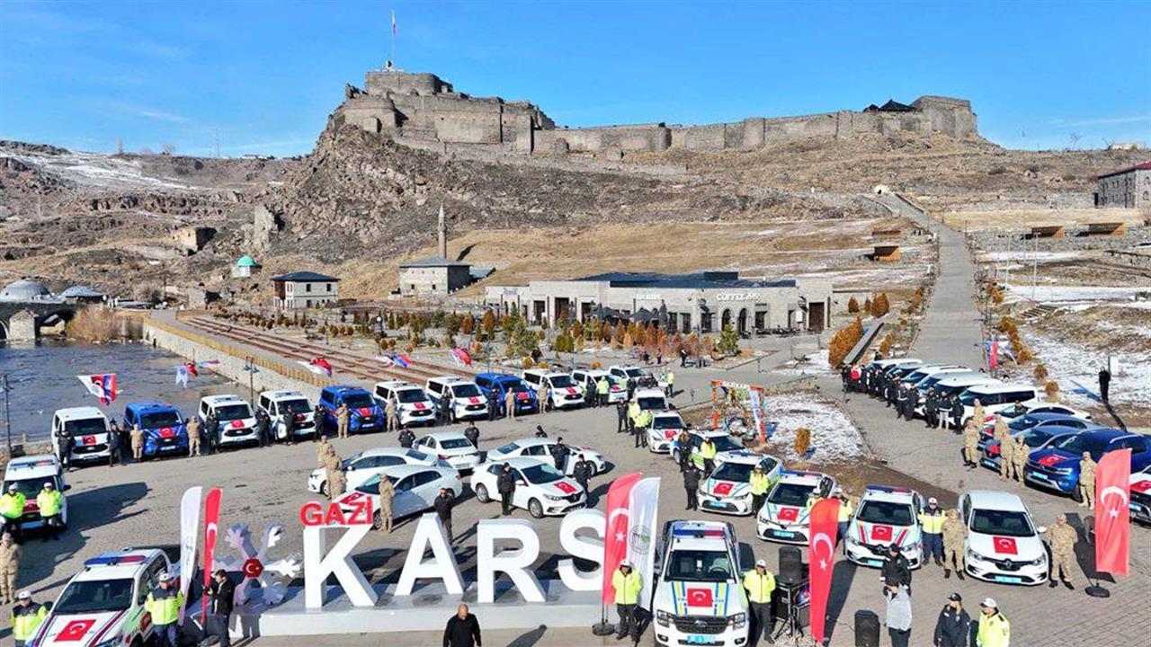 Kars'ta Emniyet ve Jandarma için 60 Araç Hizmete Sunuldu