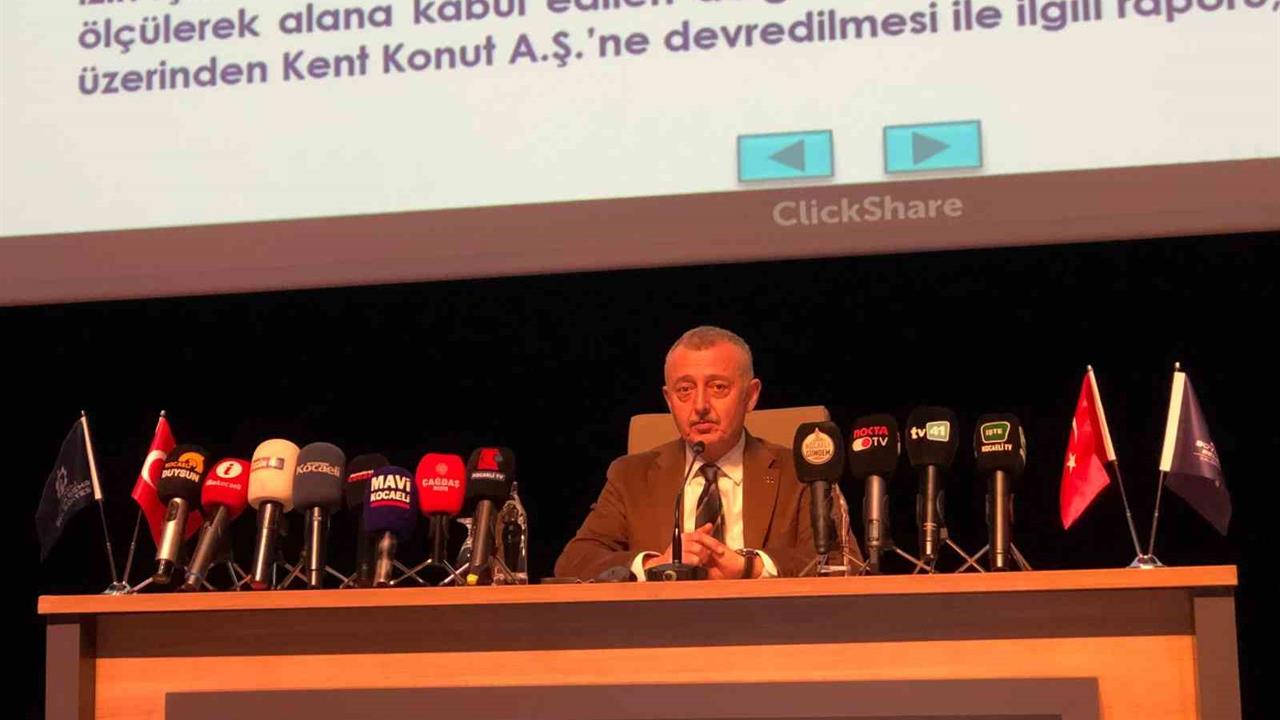 Kocaeli Meclisi'nde CHP'li Üyeden Gerginlik Yaratacak WhatsApp Mesajı