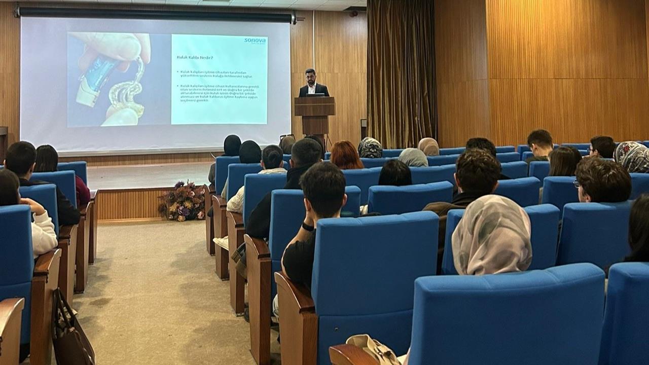 Karabük Üniversitesi'nde Odyometri Öğrencilerine Uygulamalı Eğitim Verildi