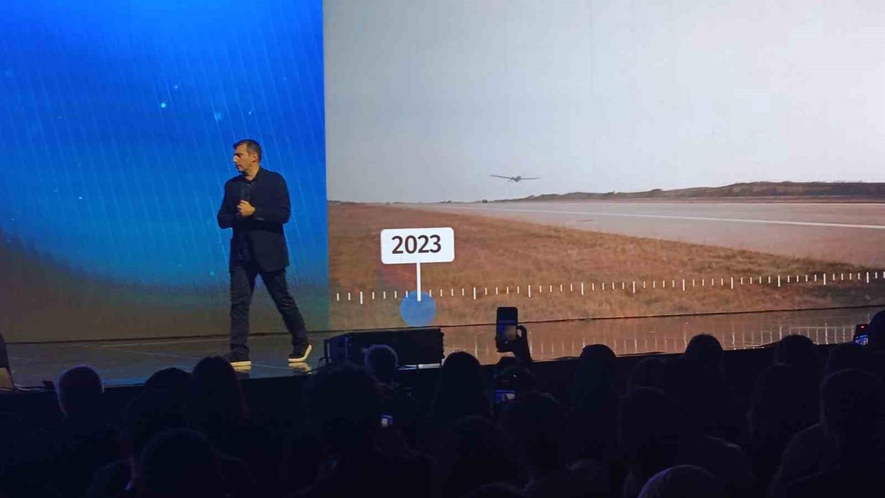 İstanbul'da BAYKAR Yönetim Kurulu Başkanı Selçuk Bayraktar, şirketin ihracat gelirinin yüzde 90 olduğunu açıkladı.