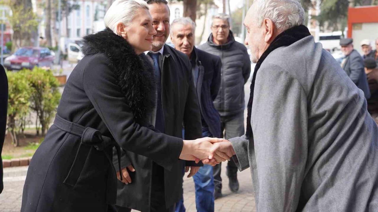 Bilecik'te Başkan Melek Mızrak Subaşı, İlçelerde Halkla Buluştu