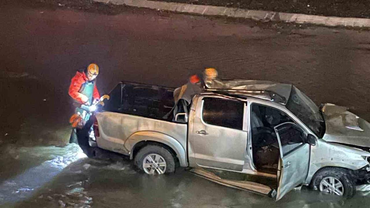 Ağrı Merkez Fırat Mahallesi'nde Pikap Kazasında 5 Kişi Yaralandı