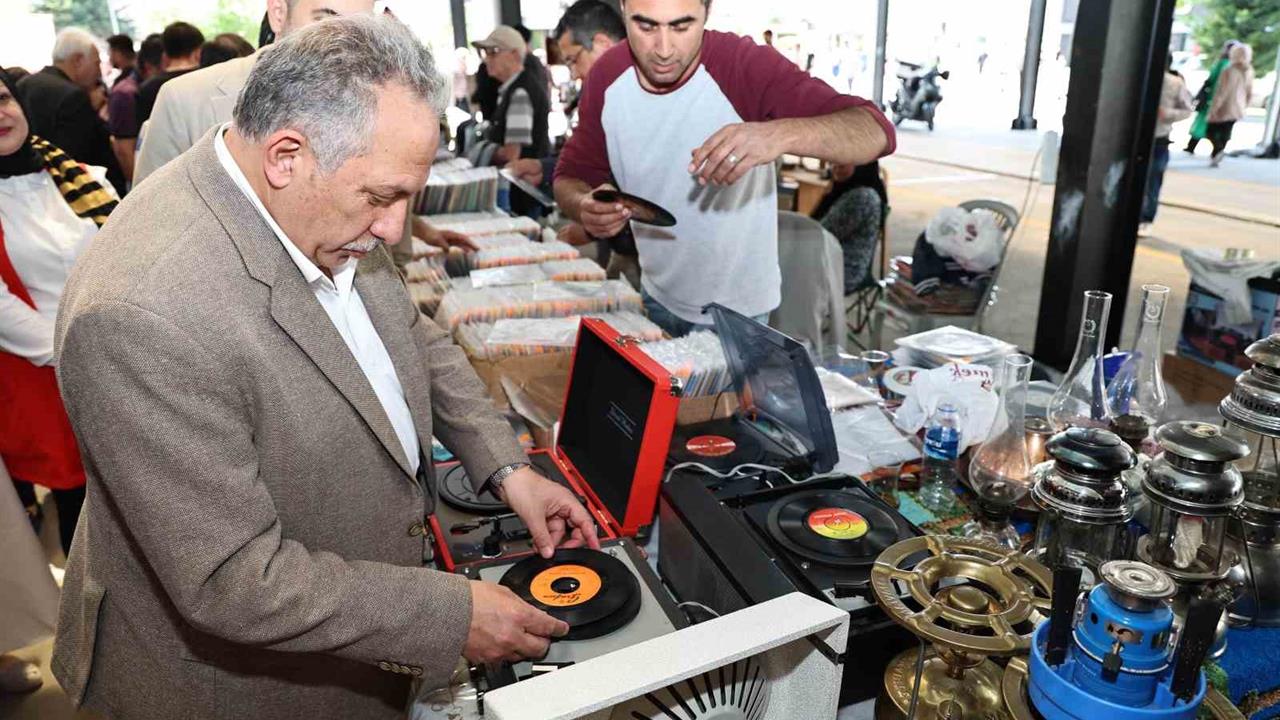 Kayseri Talas'ta 14 Aralık'ta Antika Pazarı Açılıyor