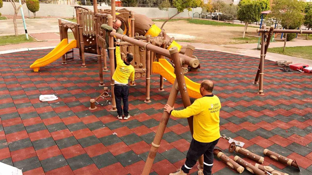 Tarsus'ta Gaspıralı Parkı Modern Bir Görünüme Kavuşuyor