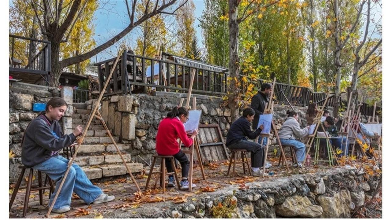 Diyarbakır Çermik'te Öğrenciler Tarihi ve Doğayı Sanatla Birleştiriyor
