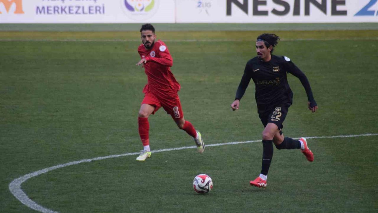 Karaman'da Gerçekleşen Maçta Kastamonuspor 2-1 Galip Geldi