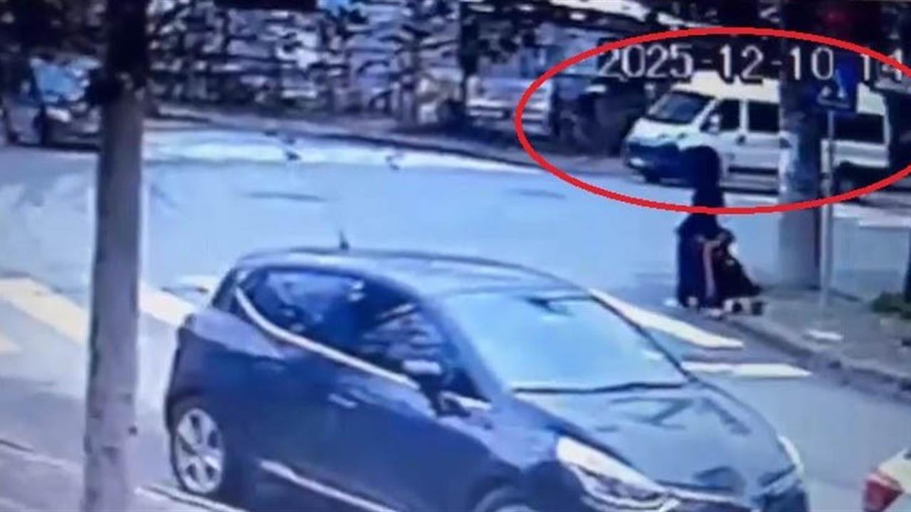 Kocaeli Gebze'de meydana gelen minibüs kazasında 10 yaşındaki çocuk hayatını kaybetti.