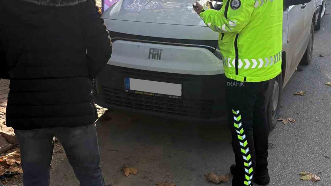 Kırşehir Merkez'de Ters Yönde Giden Sürücüye 12 Bin TL Ceza Kesildi