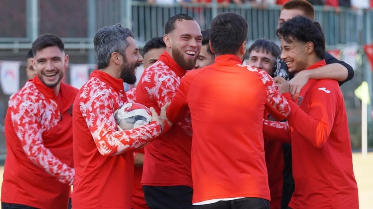 Mersin, Adanaspor Hazırlıklarını Tamamladı