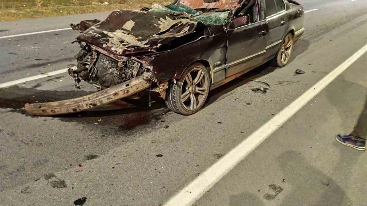 Afyonkarahisar Bolvadin'de Kontrolden Çıkan Araç Tıra Çarptı, Sürücü Ağır Yaralandı