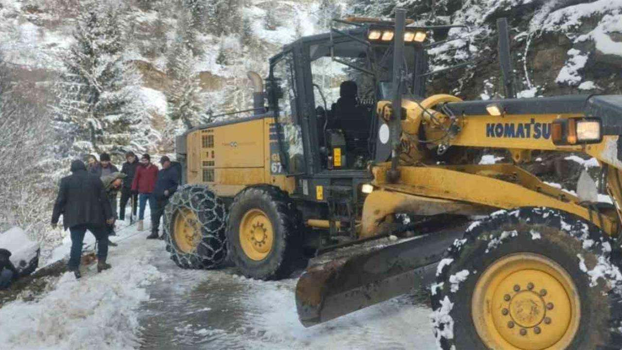 Trabzon'da Kar Yağışı Sonrası Kış Çalışmaları Hız Kazandı