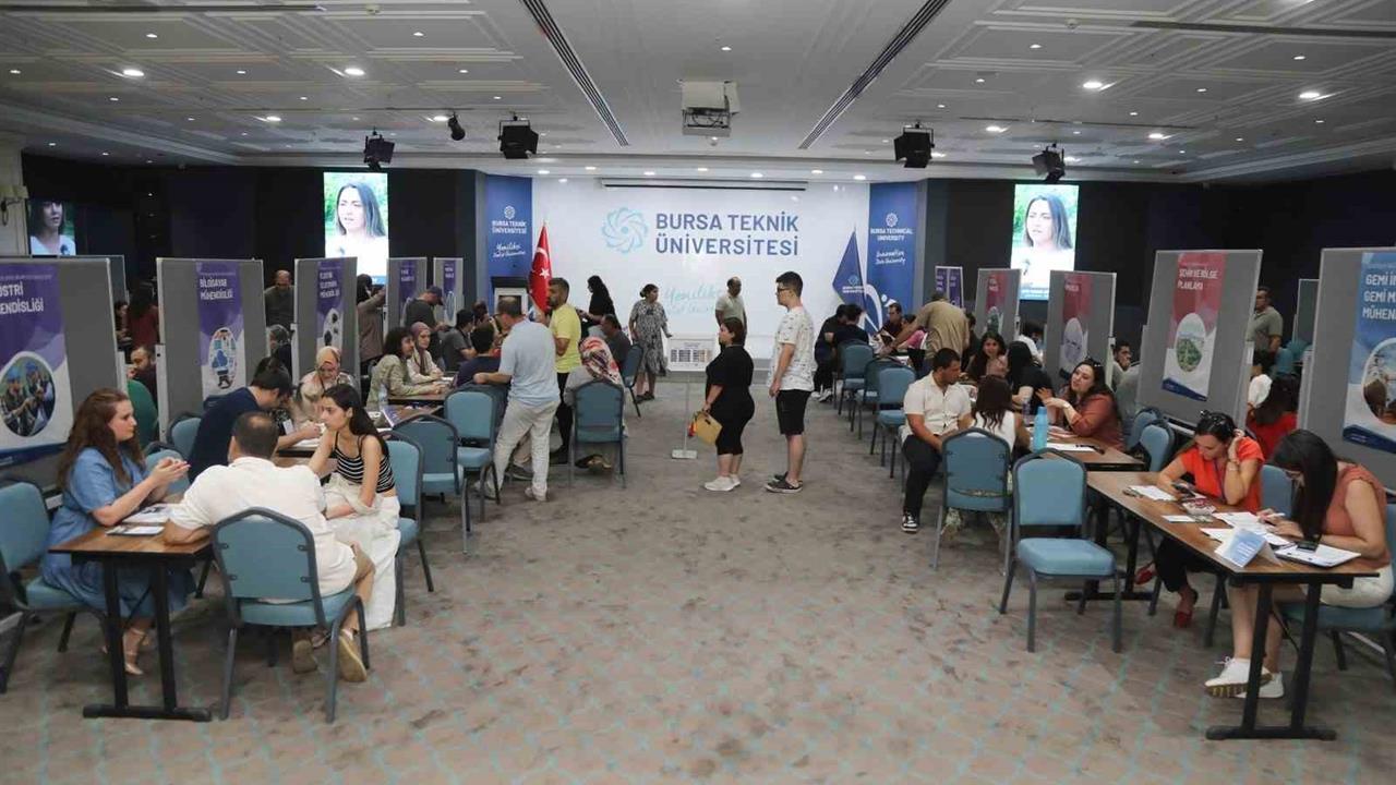 Bursa'da BTÜ Tercih Günleri 28-29 Temmuz Tarihinde Gerçekleştirilecek ...