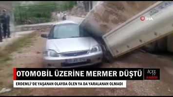 Video Haber: Şehrin İçinde Otomobilin Üzerine Dev Mermer Düştü
