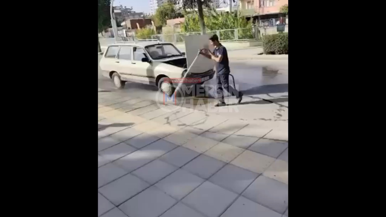 Mersin Tarsus Baraj Yolunda Yanan Araçta Beton Pompasıyla Müdahale Edildi